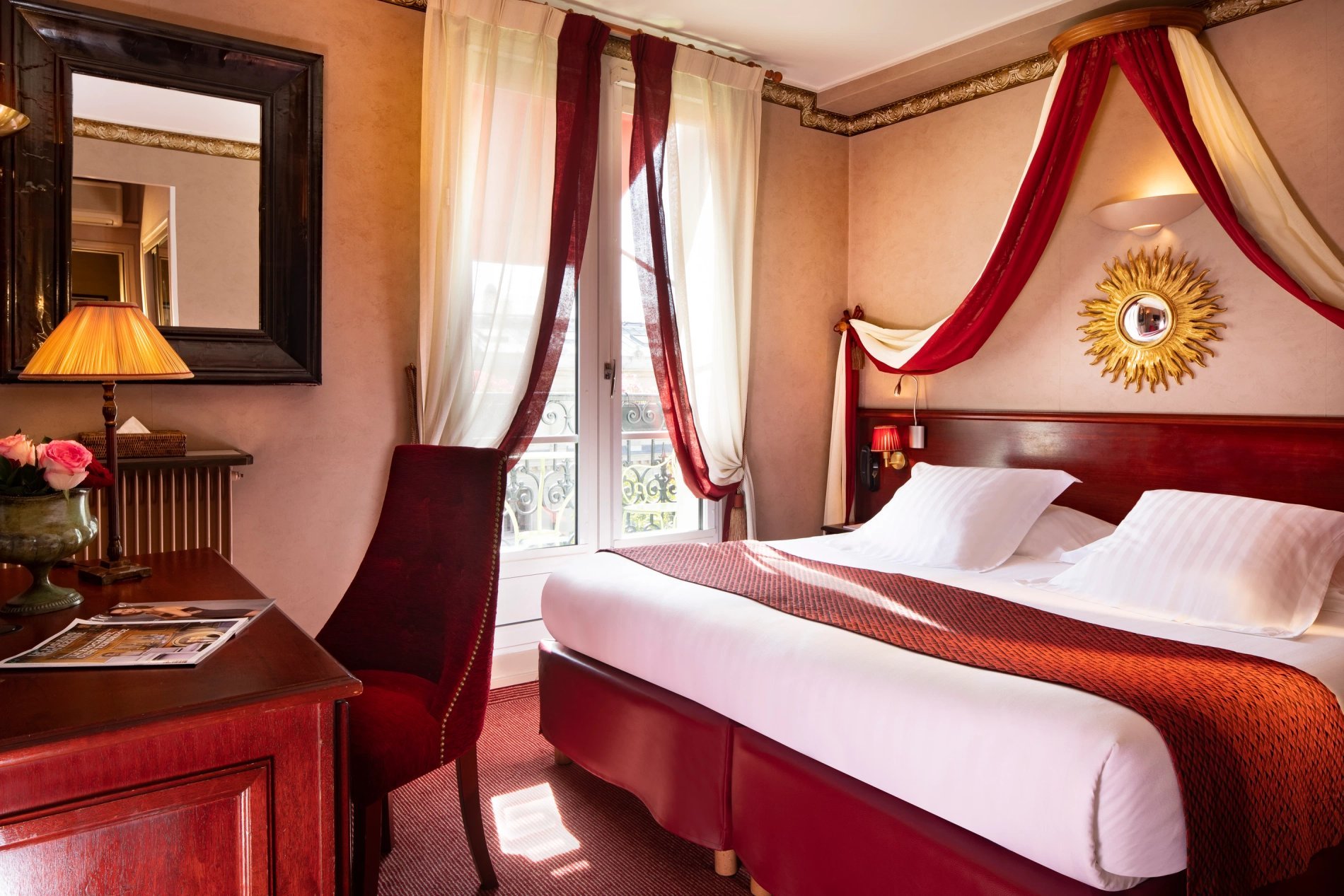 Hotel Britannique Site officiel | Paris 3 étoiles